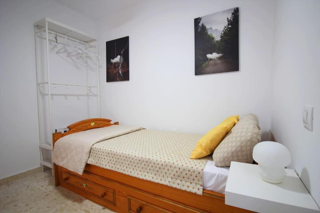 Barrio De Triana - Bidasoa Facil Aparcamiento Sevilla Exterior foto